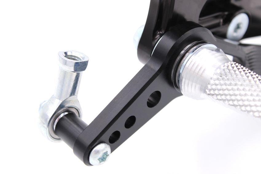 Yamaha R6 1998 Rear Rear Set Yamaha R6 (1998-2002) – Motardas