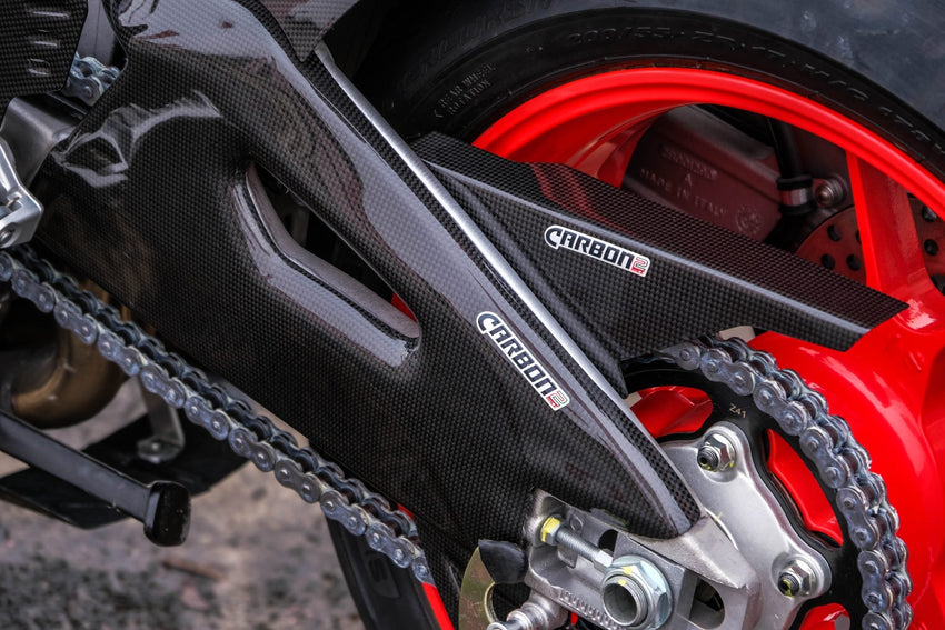 APRILIA Tuono V4 1000 / 1100 RR 2011-2020 Carbon Fiber Chain Cover