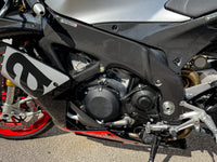 APRILIA Tuono V4 1000 / 1100 RR 2011-2020 Carbon Fiber Under Tank Panels