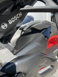 APRILIA Tuono V4 1000 / 1100 RR 2011-2020 Carbon Fiber Rear Hugger